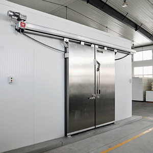 Cold room storage insulation door sliding or automatic sliding door