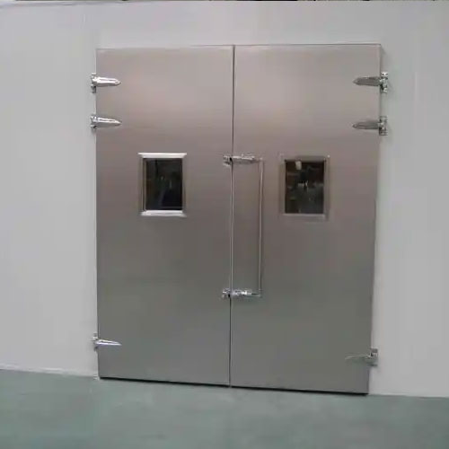 Cold storage insulation door