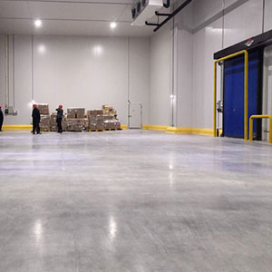Wear-resistant emery flooring