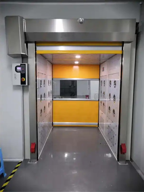 Cargo air shower